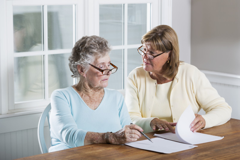https://vforlife.org.uk/images/older_and_mid_age_ladies_with_paperwork.jpg